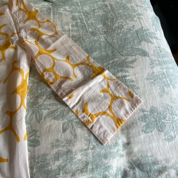 Lesley Evers Abstract/Floral Shift Dress - Picture 7 of 11